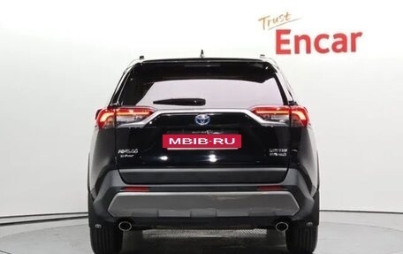 Toyota RAV4, 2022 год, 3 900 000 рублей, 3 фотография