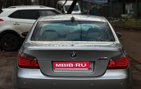 BMW M5, 2005 год, 2 830 000 рублей, 4 фотография