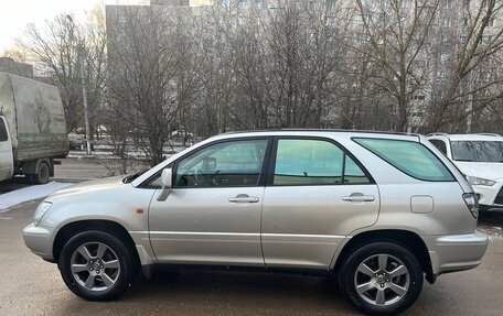 Lexus RX IV рестайлинг, 2000 год, 1 690 000 рублей, 8 фотография