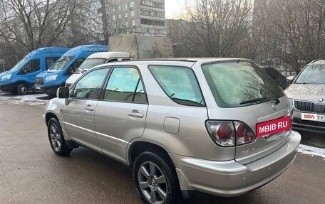 Lexus RX IV рестайлинг, 2000 год, 1 690 000 рублей, 5 фотография