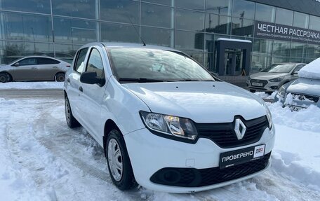 Renault Sandero II рестайлинг, 2018 год, 950 000 рублей, 3 фотография