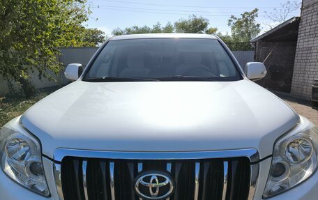 Toyota Land Cruiser Prado 150 рестайлинг 2, 2010 год, 2 780 000 рублей, 2 фотография