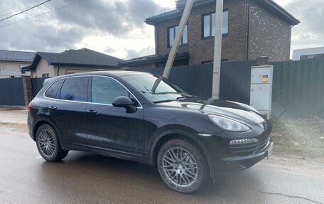 Porsche Cayenne III, 2012 год, 2 200 000 рублей, 2 фотография