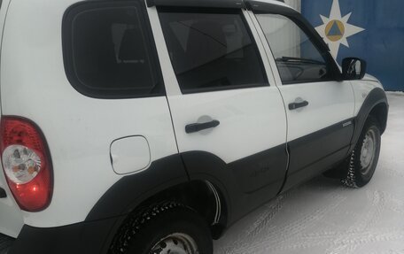 Chevrolet Niva I рестайлинг, 2014 год, 750 000 рублей, 2 фотография