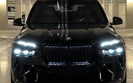 BMW X7, 2022 год, 12 280 000 рублей, 2 фотография