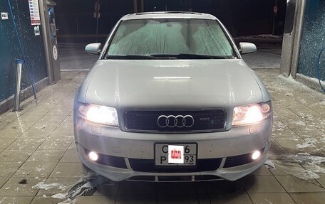 Audi A4, 2003 год, 590 000 рублей, 2 фотография