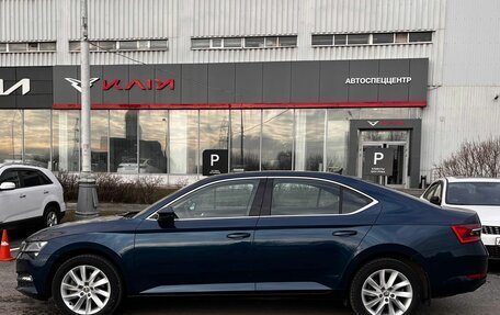 Skoda Superb III рестайлинг, 2020 год, 3 450 000 рублей, 4 фотография