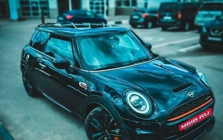 MINI Hatch, 2019 год, 2 899 999 рублей, 2 фотография