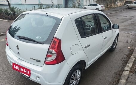 Renault Sandero I, 2013 год, 699 000 рублей, 4 фотография