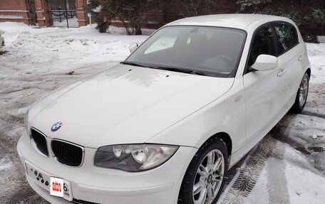 BMW 1 серия, 2011 год, 1 400 000 рублей, 3 фотография