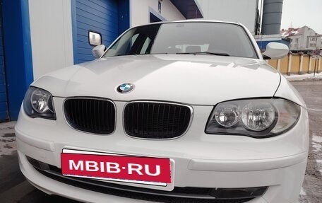 BMW 1 серия, 2011 год, 1 400 000 рублей, 2 фотография