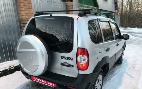 Chevrolet Niva I рестайлинг, 2011 год, 420 000 рублей, 4 фотография