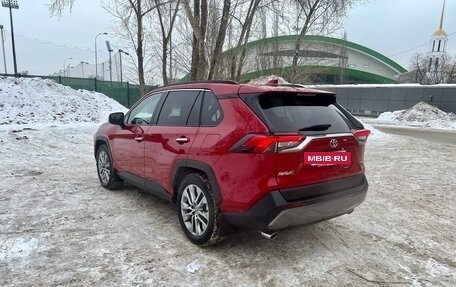 Toyota RAV4, 2021 год, 5 000 000 рублей, 6 фотография