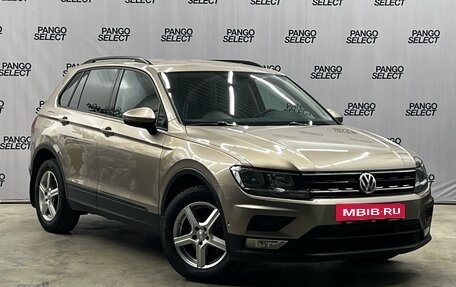 Volkswagen Tiguan II, 2017 год, 1 991 000 рублей, 3 фотография