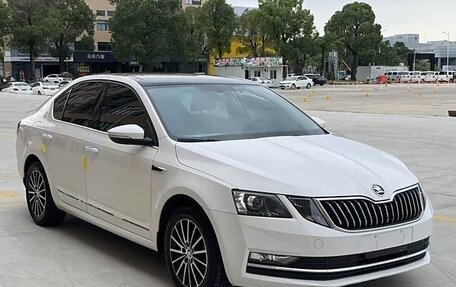 Skoda Octavia, 2019 год, 1 540 000 рублей, 2 фотография