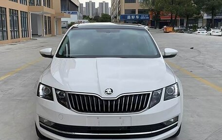 Skoda Octavia, 2019 год, 1 540 000 рублей, 3 фотография