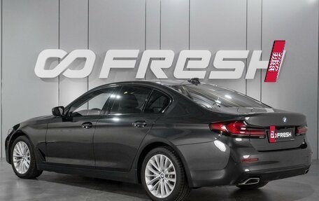 BMW 5 серия, 2020 год, 5 050 000 рублей, 2 фотография