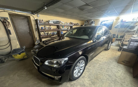 BMW 7 серия, 2012 год, 2 100 000 рублей, 2 фотография