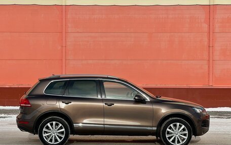 Volkswagen Touareg III, 2012 год, 2 499 000 рублей, 4 фотография