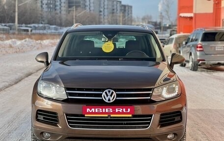 Volkswagen Touareg III, 2012 год, 2 499 000 рублей, 2 фотография