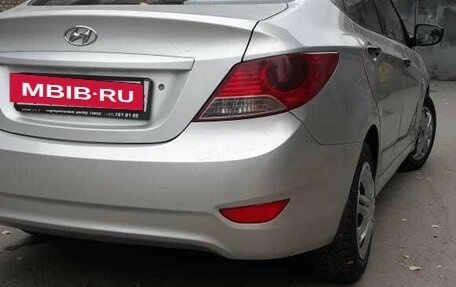 Hyundai Solaris II рестайлинг, 2013 год, 590 000 рублей, 3 фотография