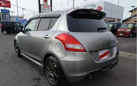 Suzuki Swift IV, 2013 год, 880 000 рублей, 2 фотография