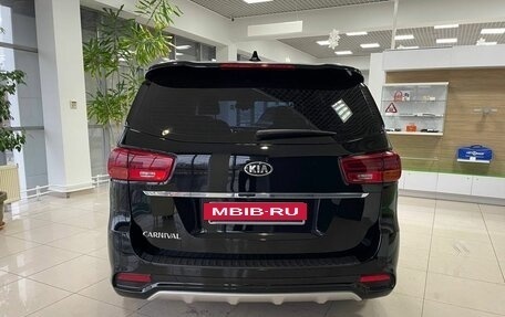 KIA Carnival III, 2019 год, 3 199 000 рублей, 6 фотография