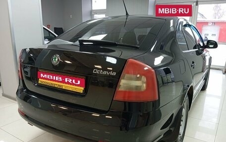 Skoda Octavia, 2011 год, 745 000 рублей, 3 фотография