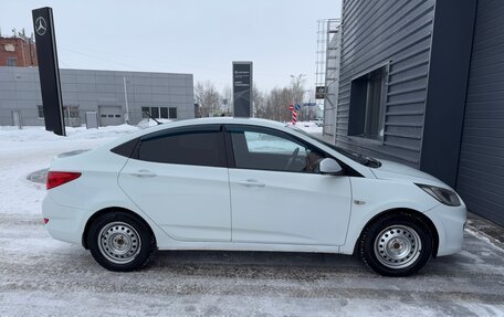 Hyundai Solaris II рестайлинг, 2013 год, 670 000 рублей, 4 фотография