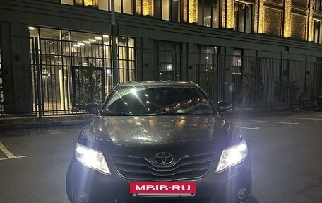 Toyota Camry, 2010 год, 1 500 000 рублей, 2 фотография