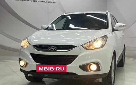 Hyundai ix35 I рестайлинг, 2013 год, 1 548 000 рублей, 2 фотография