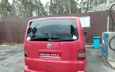 Volkswagen Caravelle T5, 2005 год, 999 000 рублей, 2 фотография