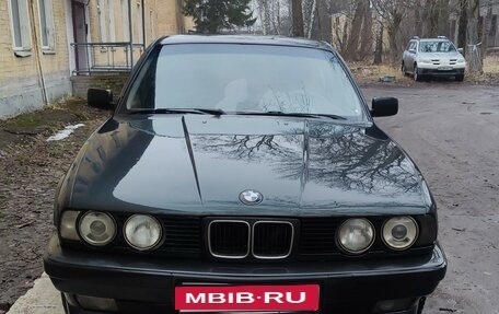 BMW 5 серия, 1994 год, 449 000 рублей, 2 фотография