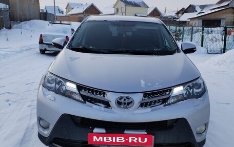 Toyota RAV4, 2013 год, 2 350 000 рублей, 5 фотография