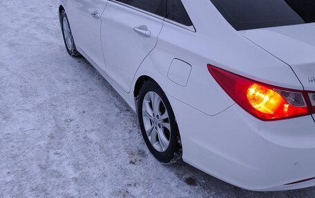 Hyundai Sonata VI, 2012 год, 1 200 000 рублей, 3 фотография