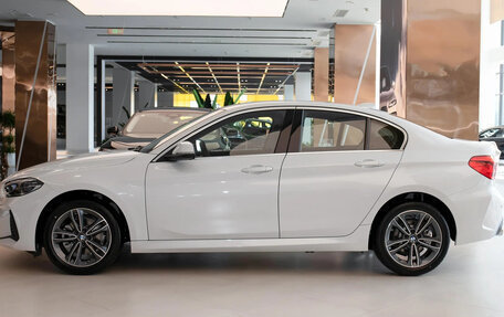 BMW 1 серия, 2022 год, 2 150 000 рублей, 7 фотография