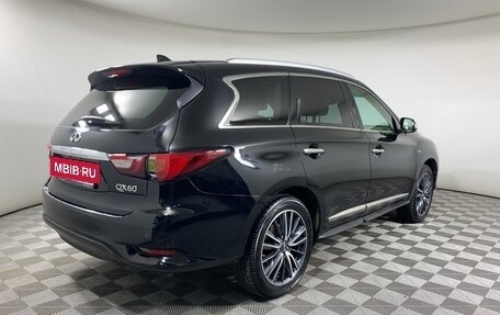 Infiniti QX60 I рестайлинг, 2017 год, 2 620 000 рублей, 5 фотография