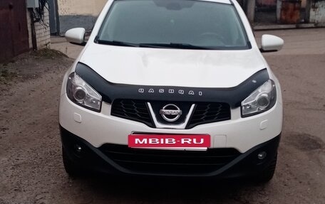 Nissan Qashqai, 2013 год, 1 380 000 рублей, 2 фотография