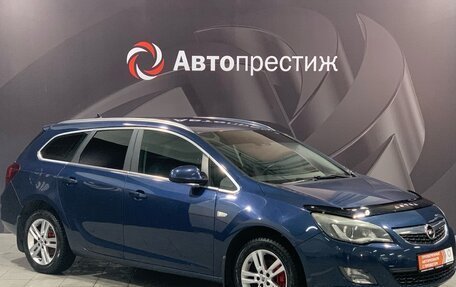 Opel Astra J, 2011 год, 900 000 рублей, 3 фотография