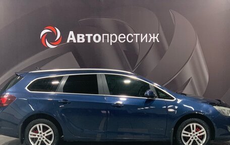 Opel Astra J, 2011 год, 900 000 рублей, 4 фотография