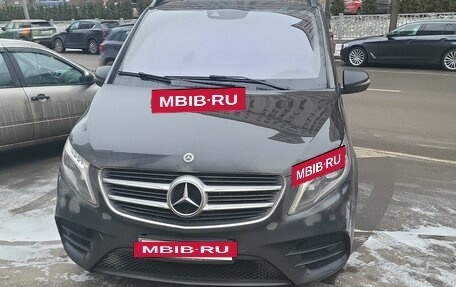 Mercedes-Benz V-Класс, 2017 год, 5 900 000 рублей, 2 фотография