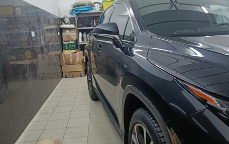 Lexus RX IV рестайлинг, 2018 год, 4 200 000 рублей, 6 фотография