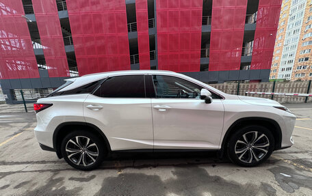 Lexus RX IV рестайлинг, 2021 год, 6 500 000 рублей, 4 фотография