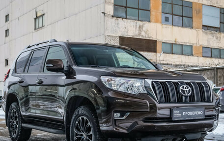 Toyota Land Cruiser Prado 150 рестайлинг 2, 2021 год, 7 699 000 рублей, 4 фотография