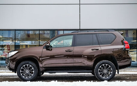 Toyota Land Cruiser Prado 150 рестайлинг 2, 2021 год, 7 699 000 рублей, 8 фотография