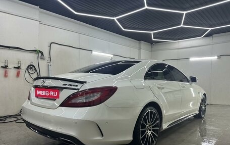 Mercedes-Benz CLS, 2015 год, 2 950 000 рублей, 4 фотография