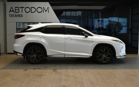 Lexus RX IV рестайлинг, 2021 год, 6 425 000 рублей, 4 фотография