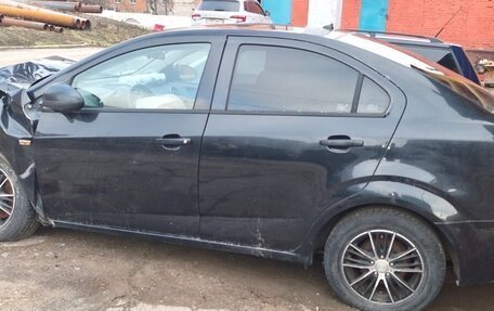 Chevrolet Aveo III, 2013 год, 300 000 рублей, 2 фотография