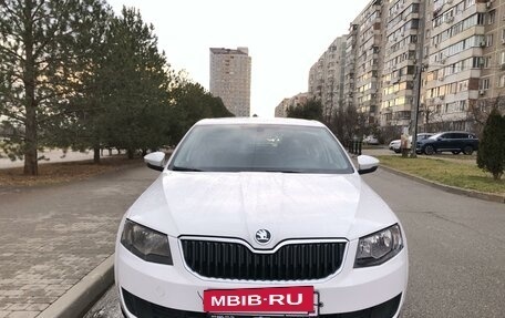 Skoda Octavia, 2015 год, 1 090 000 рублей, 2 фотография