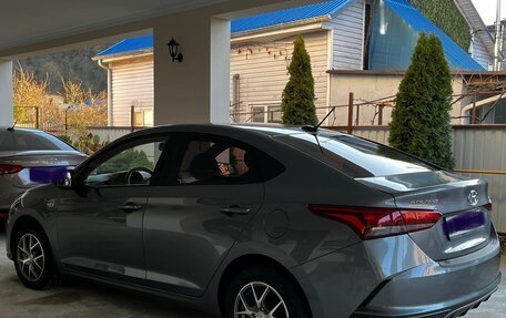 Hyundai Solaris II рестайлинг, 2020 год, 1 700 000 рублей, 2 фотография